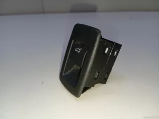 61319299447 BMW Кнопка открывания багажника BMW 2 F45/F46 Арт E23578685, вид 2