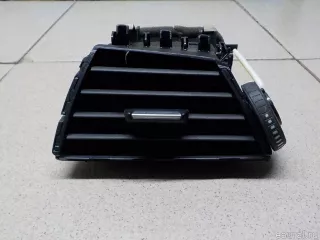 64229205355 BMW Дефлектор обдува салона BMW 2 F22/F23 Арт E30910569