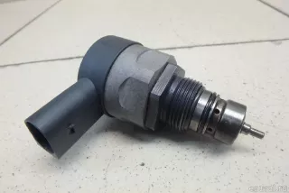 13538593865 BMW Регулятор давления топлива BMW 5 G30/G31 Арт E95768949, вид 2