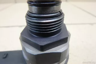 13538593865 BMW Регулятор давления топлива BMW 5 G30/G31 Арт E95768949, вид 3