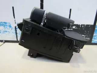 61319217594 BMW Кнопка фиксатора стояночного тормоза BMW 5 F10/F11/GT F07 Арт E80765971, вид 2
