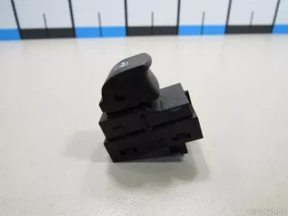 61319327031 BMW Кнопка стеклоподъемника BMW 6 G32 Арт E80810903, вид 2