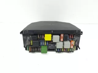 A2129005822 блок предохранителей Mercedes C W204 Арт VZ236013