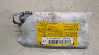 902215908256 Подушка безопасности боковая (в сиденье) Toyota Yaris 3 Арт 20305212, вид 1
