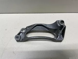 070260885A VAG Кронштейн компрессора кондиционера Volkswagen Transporter T5 restailing Арт E95653575, вид 1