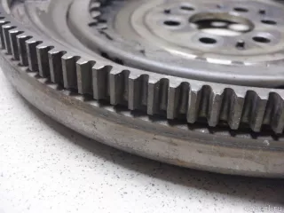 03F105266 VAG Маховик Volkswagen Golf 6 Арт E31676660, вид 4