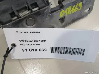 1K0823480 VAG Крючок для одежды Volkswagen Jetta 5 Арт E81018669, вид 4