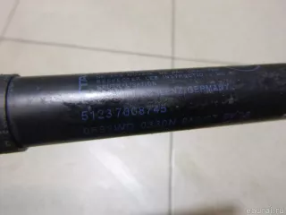 51237008745 BMW Амортизатор капота BMW 5 E60/E61 Арт E100405436, вид 4