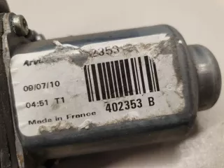 834602S000 Моторчик стеклоподъёмника задний правый Hyundai IX35 Арт Z283386, вид 4