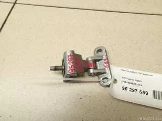 5G6827301A VAG Петля крышки багажника Skoda Kodiaq Арт E95297659