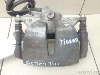 3C0615124 VAG Суппорт тормозной передний правый Audi Q3 2 Арт E95762241