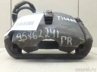 3C0615124 VAG Суппорт тормозной передний правый Volkswagen Passat B8 Арт E95762241, вид 2