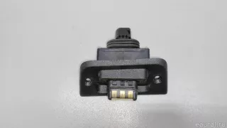 7E0907437 VAG Выключатель концевой Volkswagen Transporter T5 restailing Арт E23390403, вид 1