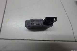 3C0909141 VAG Антенна  Volkswagen Passat B7 Арт E70544506