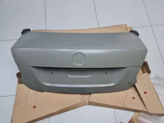 8220031 Крышка багажника Volkswagen Polo 5 Арт Z349936, вид 1
