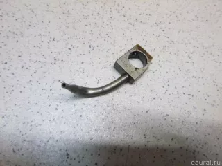 04E103157 VAG Масляная форсунка Audi A3 8V Арт E12545577, вид 2