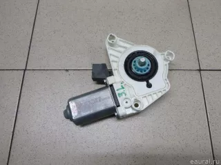 1698204542 Mercedes Benz Моторчик стеклоподъемника Mercedes B W245 Арт E12573352, вид 2