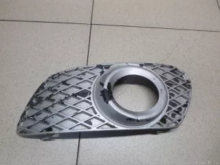 1648850923 Mercedes Benz Решетка на противотуманную фару Mercedes ML W164 Арт E12657631, вид 1