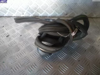  Уплотнитель двери задней правой Mercedes C W202 Арт 53165922