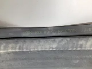 A2046280998 Уплотнитель капота Mercedes C W204 Арт VZ236406, вид 6