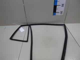 8353107000 Hyundai-Kia Уплотнитель стекла двери Kia Picanto 1 Арт E15054497