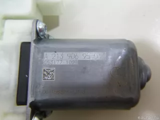 2139069501 Mercedes Benz Моторчик стеклоподъемника Mercedes E W213 Арт E48412361, вид 4