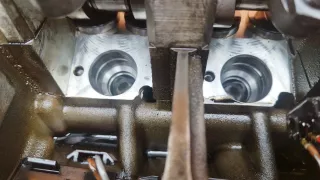 AVQ  Двигатель Audi A3 8P Арт 01015575v8, вид 9