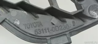 531110D230 Toyota Решетка радиатора Toyota Yaris 2 Арт E103053934, вид 4