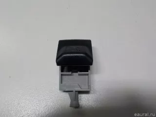 773060K100 Toyota Кнопка открывания лючка бензобака Toyota Fortuner 2 Арт E51967817