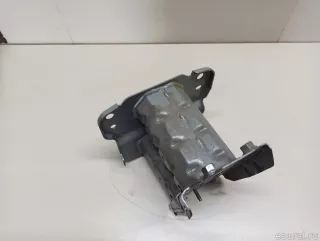 Кронштейн усилителя переднего бампера правый Toyota Corolla E210 2021г. 5701302250 Toyota - Фото 2