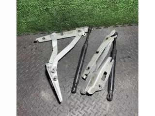 8e5827302g Петля крышки багажника Audi A4 B7 Арт 57919, вид 1