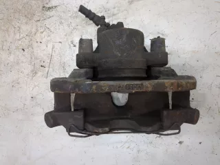BPYK3371XC,BP4S33281C Суппорт тормозной передний левый Mazda 5 2 Арт 20333923, вид 1