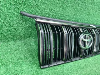 5310160K70 Решетка радиатора   нв Toyota Land Cruiser Prado 150 Арт 0000007837838, вид 3
