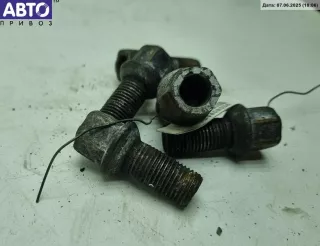  Болт колесный (гайка колесная) Volkswagen Passat B5 Арт 54408536, вид 2