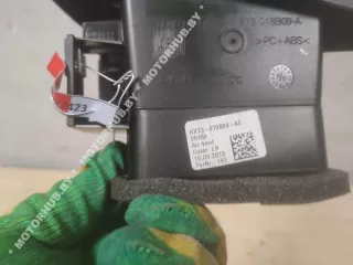 HX73018B09AE Дефлектор обдува салона Jaguar XE 1 Арт 00117423, вид 8