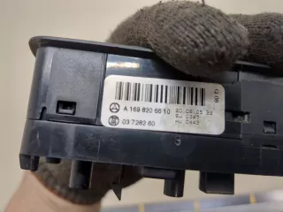 A1698206610 Кнопка стеклоподъемника переднего правого Mercedes A W169 Арт 20336393, вид 3