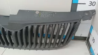 5L08536689B9 VAG Решетка радиатора Skoda Yeti Арт E103087919, вид 3