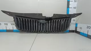 5L08536689B9 VAG Решетка радиатора Skoda Yeti Арт E103087919, вид 5