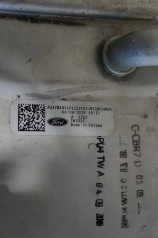 JN1Q-6C896-AC Интеркулер Ford Focus 4 Арт AL13888477041_3, вид 4