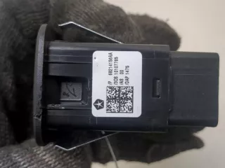 68214156AA Кнопка стеклоподъемника заднего левого Jeep Cherokee KL Арт 20341530, вид 2