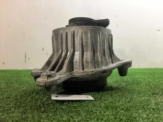A2052407600,2052407600 Подушка крепления двигателя Mercedes C W205 Арт 00281766, вид 3