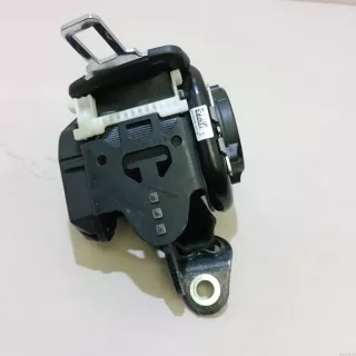 T2H16156PVJ Jaguar Ремень безопасности с пиропатроном Jaguar XF 260 Арт E95779178, вид 1