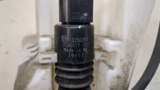 13250357,3240117 Бачок омывателя Chevrolet Trax Арт 20348090, вид 2