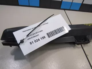 8V5853037 VAG Накладка на решетку радиатора Audi A3 8V Арт E81024199, вид 5