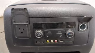 13509947 Разъем AUX / USB Chevrolet Tahoe 4 Арт 11372186, вид 3