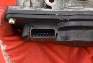 8200988975 Дроссельная заслонка Renault Scenic 3 Арт AL14833175440, вид 8
