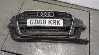 8V3853651AA Решетка радиатора Audi A3 8V Арт 20354882