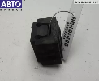8d0260425 Кронштейн радиатора Volkswagen Passat B5 Арт 54634264, вид 2