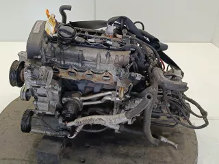 AZD Двигатель Volkswagen Golf 4 Арт 157409, вид 1