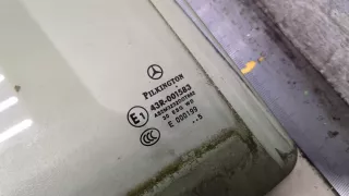 A1697350200 Стекло двери задней правой Mercedes B W245 Арт 20351672, вид 2